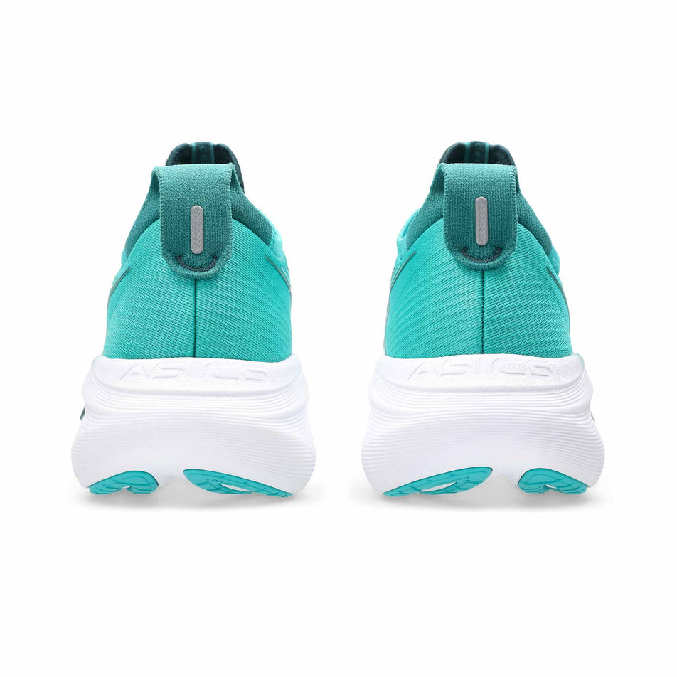 The back of a pair of ASICS Men's Gel-Nimbus 27 Running Shoes in the Wave Teal/Saxon Green colourway. (8555046371490)