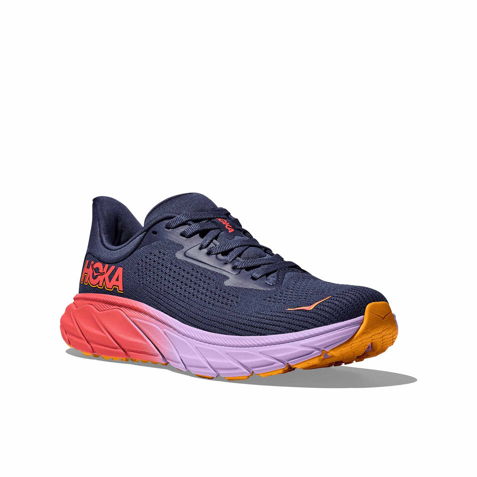 Lateral side of the right shoe from a pair of HOKA Women's Arahi 7 Running Shoes in the Nautical Dusk/Varsity Navy colourway. (8561688510626)