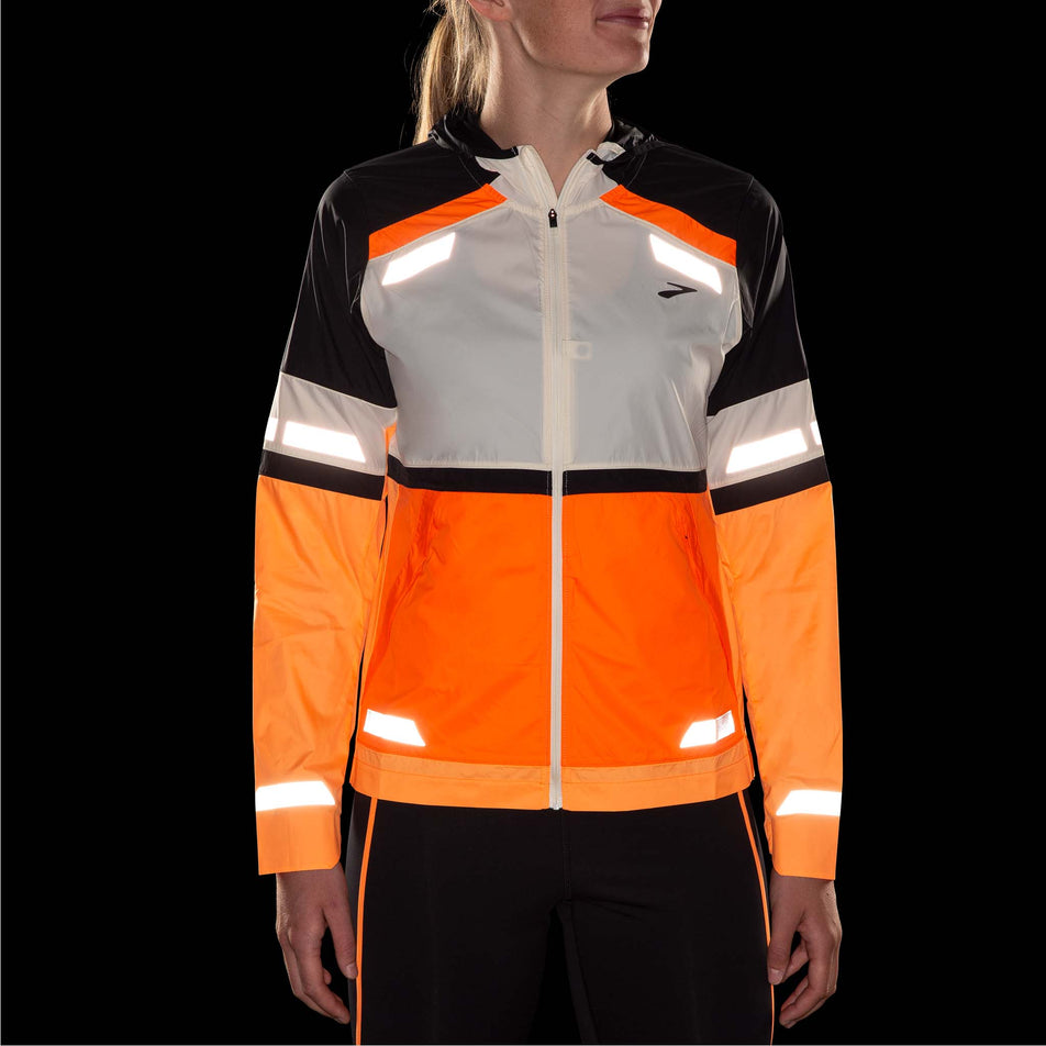 Brooks jackets womens black on sale