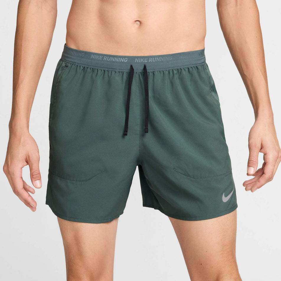 Nike men's 5 inch running shorts online