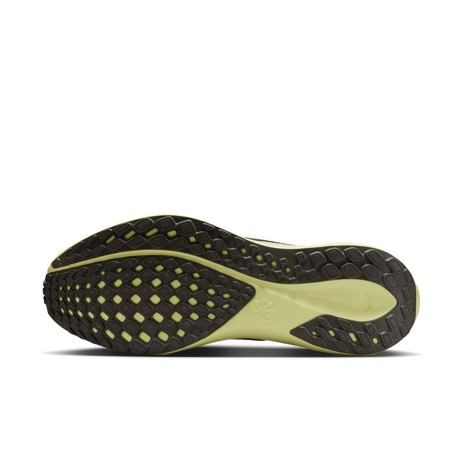 Outsole of the right shoe from a pair of Nike Men's Pegasus 41 Road Running Shoes in the Pale Ivory/Sequoia-Lime Light-Olive Aura colourway. (8558336770210)