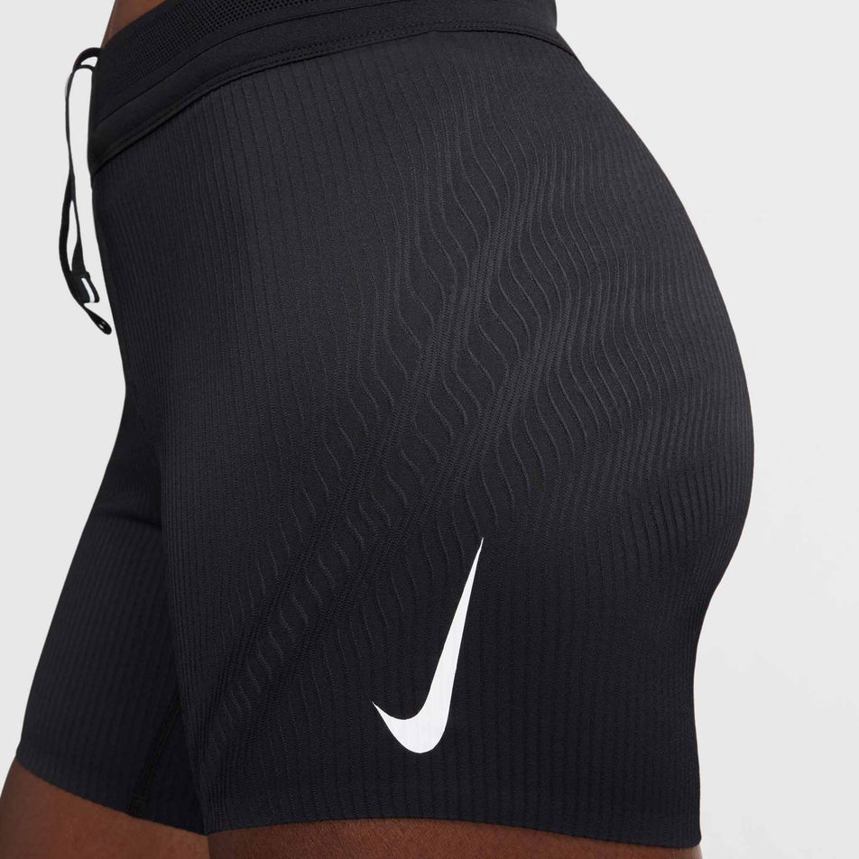 Nike women's dry training 5 shorts hotsell