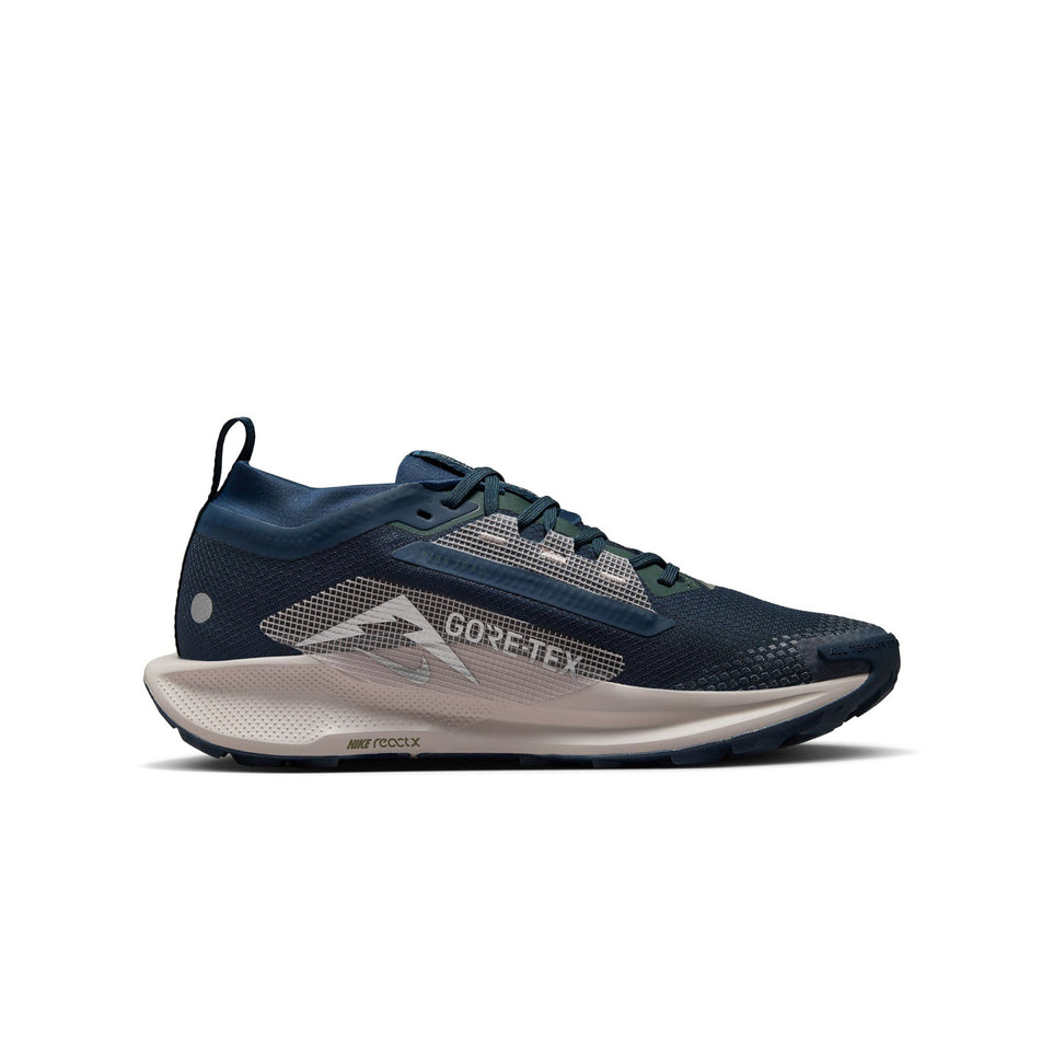 Medial side of the left shoe from a pair of Nike Women's Pegasus Trail 5 GORE-TEX Waterproof Trail Running Shoes in the Armory Navy/Armory Navy-Vintage Green colourway. (8503772643490)