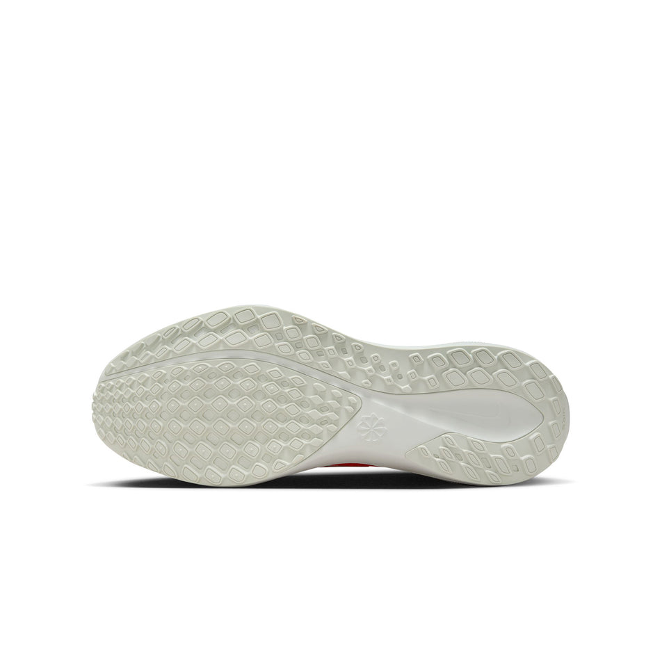 The outsole of the left shoe from a pair of Nike Men's Pegasus 41 Premium Road Running Shoes in the Hyper Crimson/Metallic Silver colourway. (8524542967970)