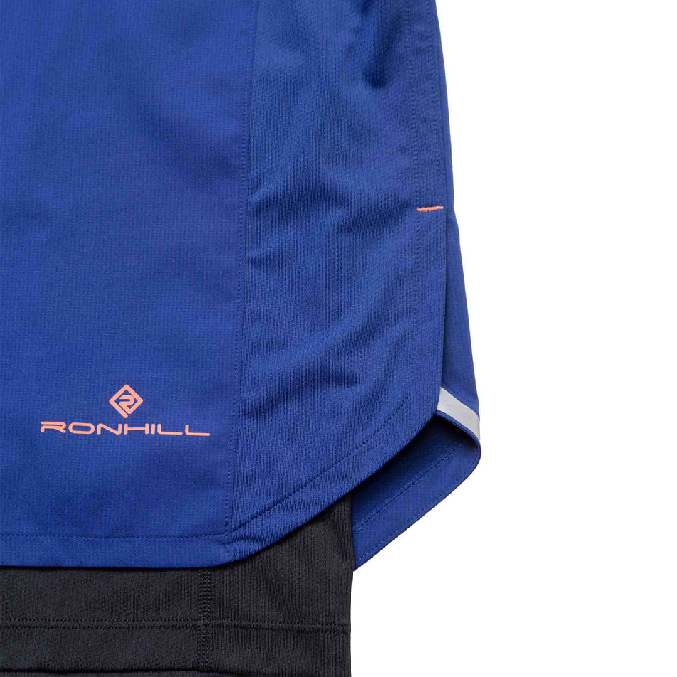 Close-up of the Ronhill logo and outer fabric on the Ronhill Men's Tech 5