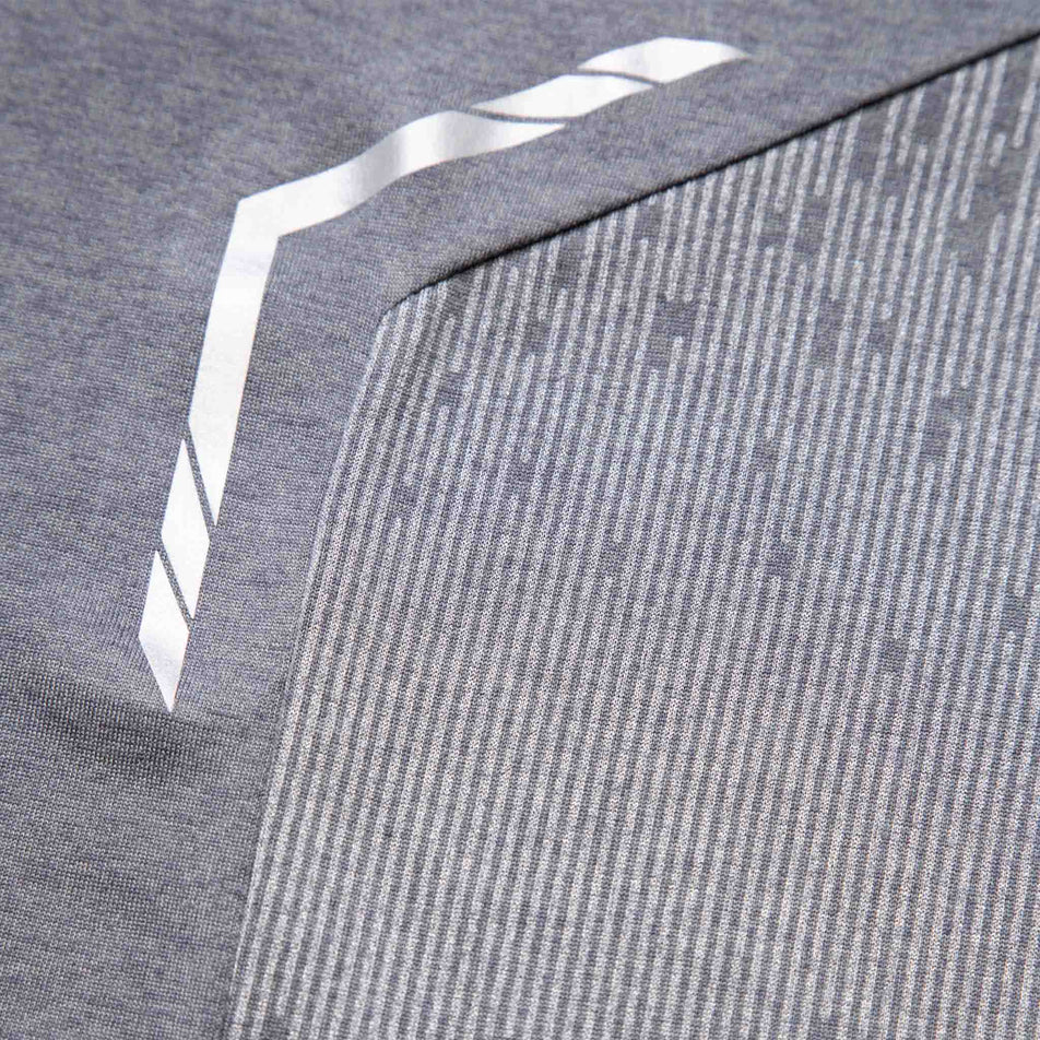 Close-up of the fabric on a Ronhill Men's Tech Reflect S/S Tee in the Iron/Reflect colourway. (8490228940962)