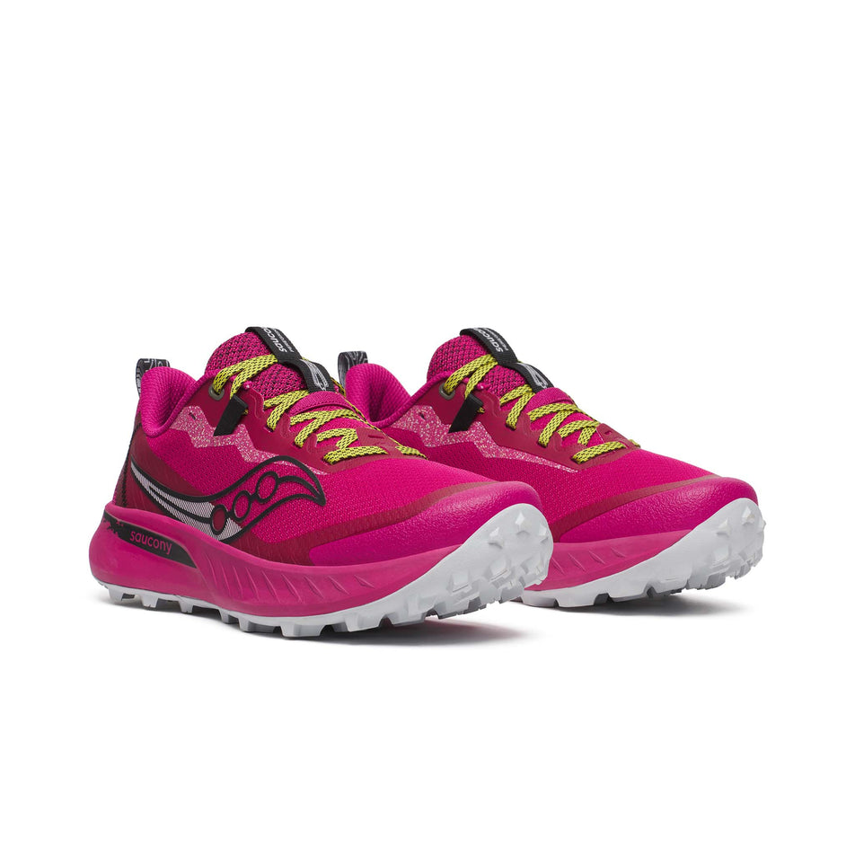 A pair of Saucony Women's Peregrine 15 Running Shoes in the Magenta/Black colourway. (8551141802146)