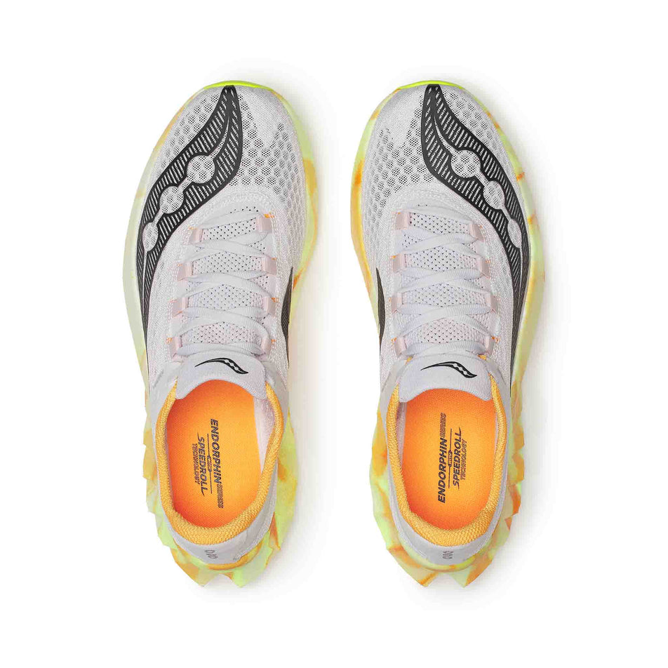 The uppers on a pair of Saucony Men's Endorphin Pro 4 Running Shoes in the Fog/Peel colourway. (8561705058466)