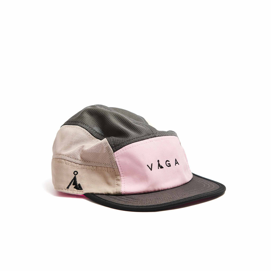 Front view of a VÅGA Unisex Club Cap in the Charcoal/Taupe/Light Pink/Poster Pink colourway. (8486831882402)